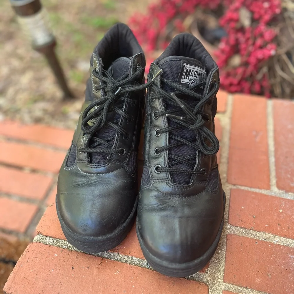 🆕 Magnum Women’s Black Leather Work Outdoor   Boots Size 8.5